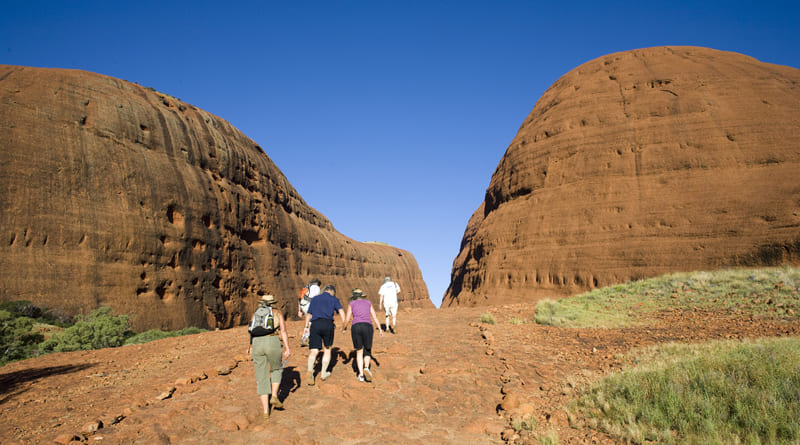 raspberrypg | Exploring Kata Tjuta (The Olgas) on a Walking Tour